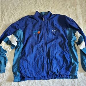Vintage Nike XXL Windbreaker. Basketball. Blue. White.